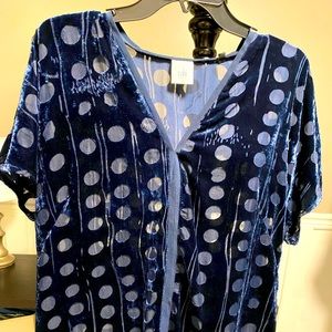 Cabi velvet and sheet polka dot top med